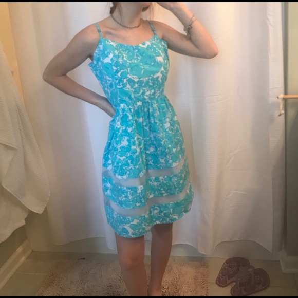 🌻Lilly Pulitzer Sundress sz 6 - Picture 4 of 11